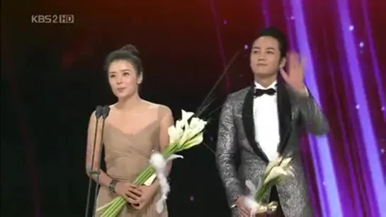 【2010.03.26】Jang Geun Suk get Popular Awards of Baeksang 2010