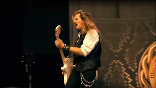 WHITESNAKE — Trouble is Your Middle Name (official video • 2019)