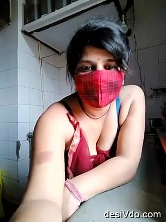 Amrita nikhil Sexy Boob Show