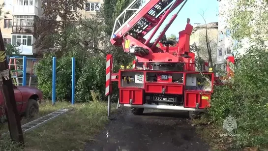 В Торезе на пожаре сотрудники МЧС спасли 7 человек.