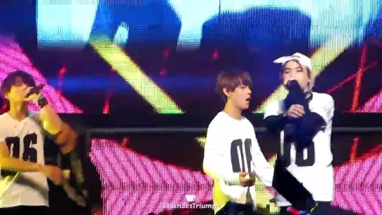 `FANCAM` 141213 | Bangtan - Satoori Rap @ The Red Bullet (Сингапур)