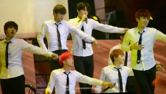 `FANCAM` 141207 | Bangtan - Blanket Kick @ The Red Bullet (Манила, Филиппины)