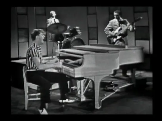 JERRY LEE LEWIS - Whole Lot Of Shakin' Going On