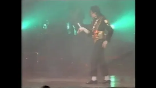 Michael Jackson Dangerous Tour Amazing Dance Moves