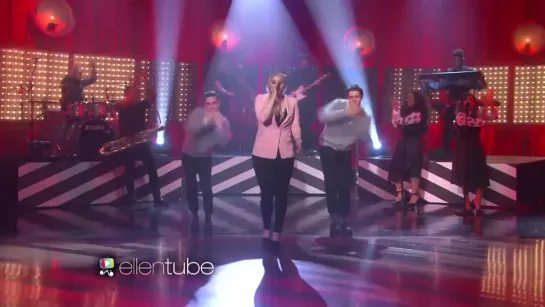 Meghan Trainor – Lips Are Movin (Live @ The ELLEN Show)