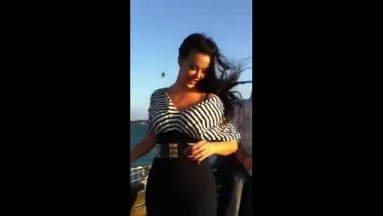 Sophia Santi gets Windy!