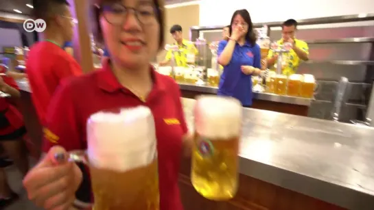 Oktoberfest weltweit_ China _ Euromaxx