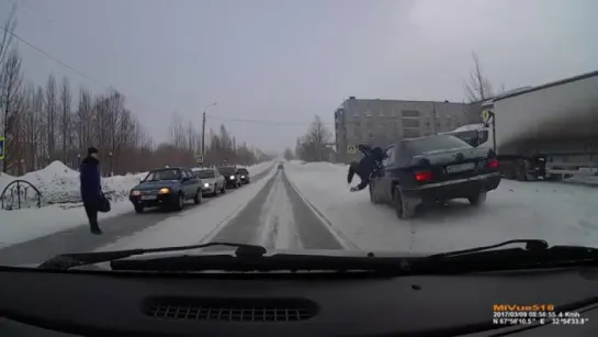 Наезд на пешехода на обочине