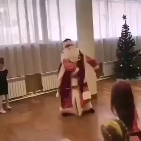 С Новым Годом🎉