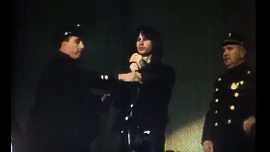 Jim Morrison Arrested On Stage In New Haven 09.12.1967