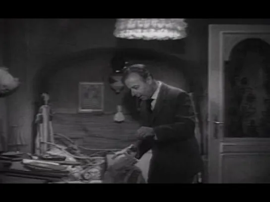 Человек проходит сквозь стену / Ein Mann geht durch die Wand (1959)