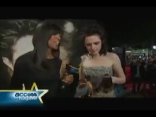 Access Hollywood - Kristen Stewarts Glammed Up New Moon Premiere (with Russian subtitles)2010