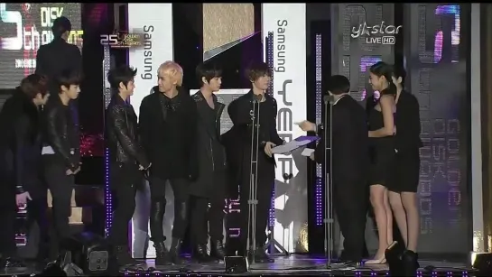 [CUT] 9.12.2010 BEAST - Rookie Award @ Golden Disk Awards 2010