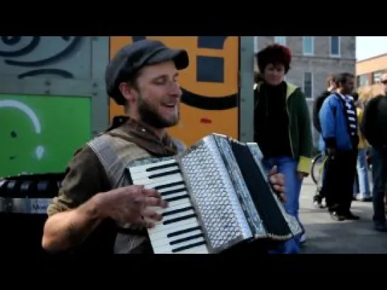 Scott Dunbar One Man Band Singing - Michael Jackson's 'Billie Jean'