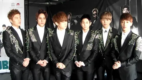 [CLIP] 14.02.2012 BEAST Thanks B2UTYs in Berlin for the Support