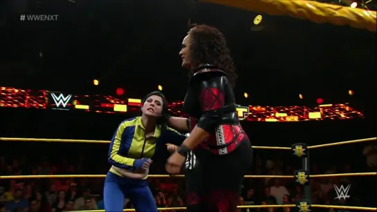 Nia Jax vs Blue Pants