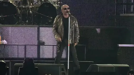 Vasco Rossi - GLI SPARI SOPRA ( LIVE KOM 014)