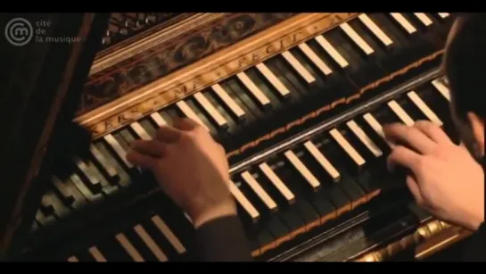 791 J. S. Bach - Three part Invention or Sinfonia  E major BWV 791 - Benjamin Alard hapsichord