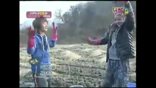 Minho, Sunny, Hara funny dance