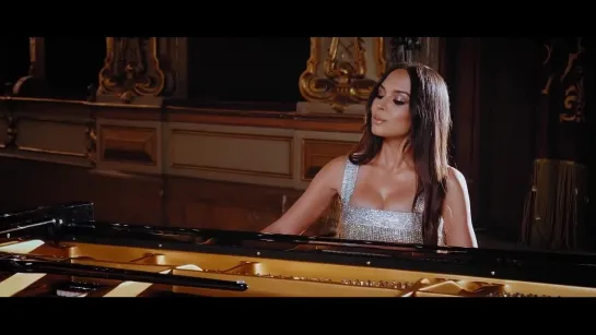 Lola Astanova - La Campanella