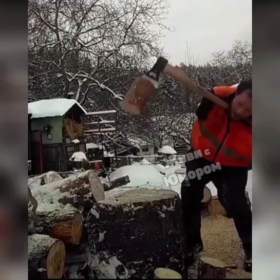 Видео от Живи с Юморомツ