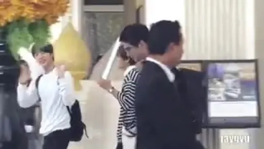 `FANCAM` 150807 | Bangtan @ На выходе из отеля Grande Centry Point Hotel