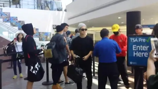 `FANCAM` 150727 | Bangtan @ LAX, отправление в Мексику