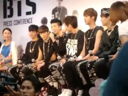 FANCAM | 131128 | BTS @ Press Conference MBK