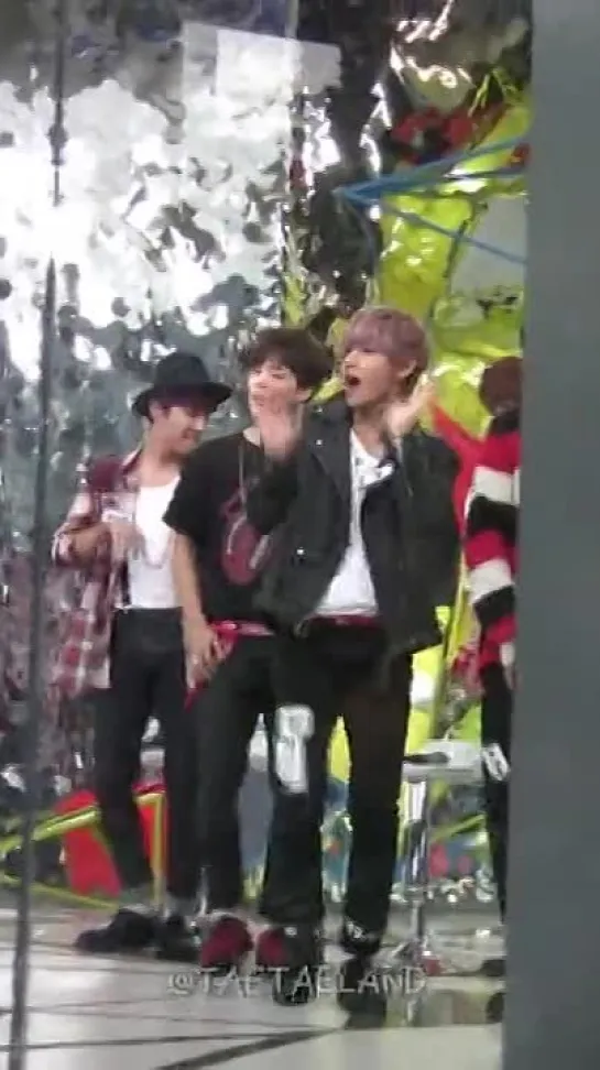 `FANCAM` 141023 | Bangtan @ M!Countdown Open Studio