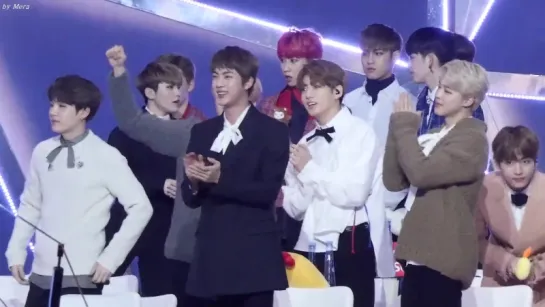 `FANCAM` 170114 Bangtan - Producer of the Year @ 31st Golden Disc Awards.