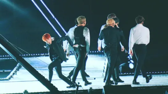 `FANCAM` 161023 Bangtan - Blood Sweat & Tears @Busan One Asia Festival Closing Ceremony.