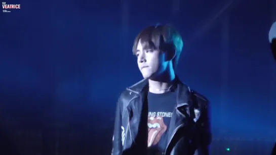 `FANCAM` 151212 Bangtan -  흥탄소년단 @ 2015 Super Seoul Concert.