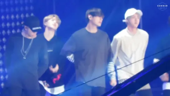 `FANCAM` 160907 Bangtan - Save Me @ 2018 PyeongChang Winter Olympics Concert.