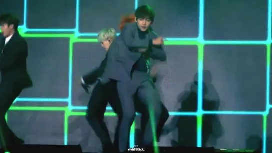 `FANCAM` 160217 5th Gaon Chart K-pop Awards