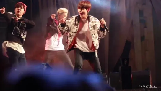 `FANCAM` 151106 | Bangtan - 흥탄소년단 @ Sports World's 10th Anniversary