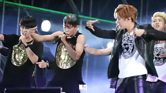 `FANCAM` 140831 | Bangtan - Boy In Luv @ Lotte Family Concert