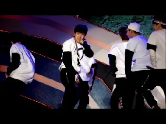 FANCAM | 131013 | BTS - No More Dream @ 2013 MBC Seoul Multicultural Festival