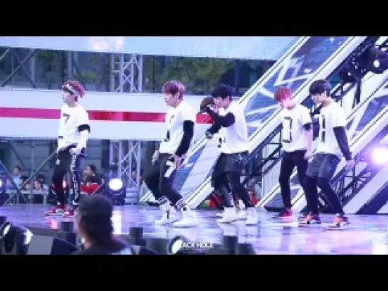 FANCAM | 131013 | BTS - N.O @ 2013 MBC Seoul Multicultural Festival