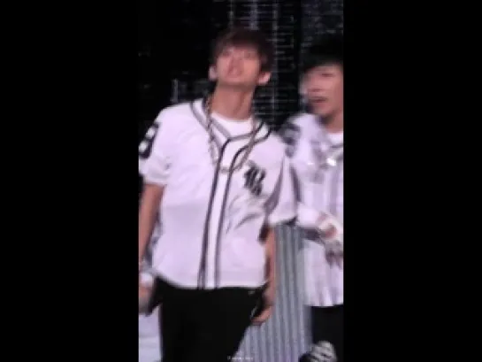 FANCAM | 130914 | BTS - N.O @ Incheon Airport Sky Festival