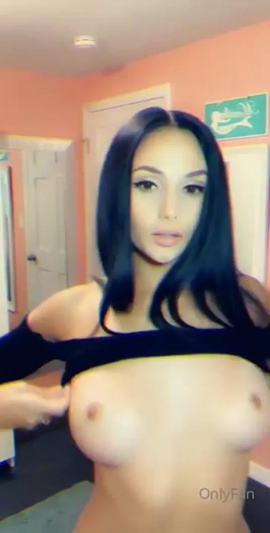 Ariana Marie (SEX-BOMB 566)