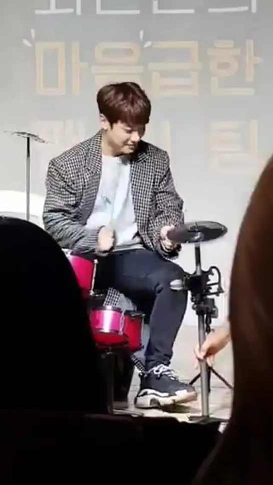 31.01.20 minhwan @ fanmeet - likey