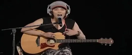 Hongki Solo Stage - Music Life Acoustic @ 2011 Winter's Night Concert