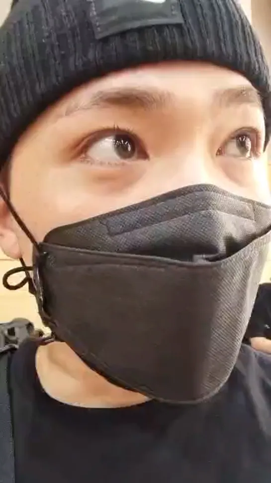 23.05.21 instagram live skullhong12 (2)