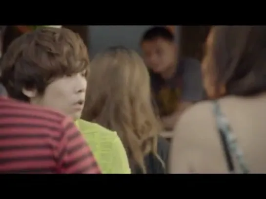 Lee Hong Ki Just Modern Colourful Wow TVC