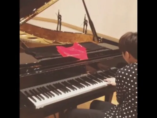 10.04.14 Instagram ftgtjhc (Jonghoon) - piano