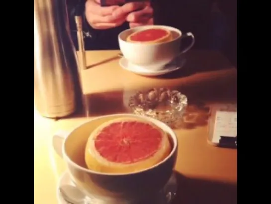 01.04.14 Instagram skullhong12 (Hongki) - grapefruit with honey