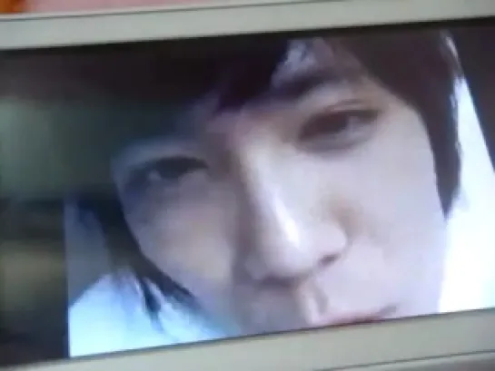 Hongki Self-cam 14.03.11