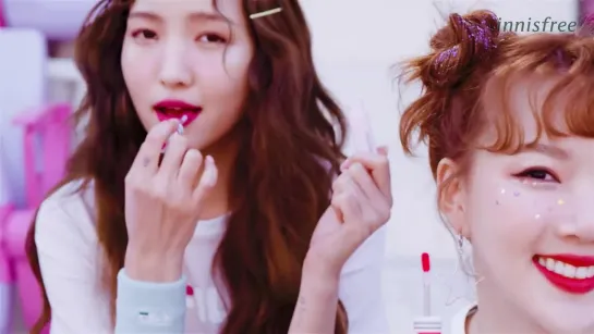 GFriend Sowon and Yerin @ Innisfree x FILA