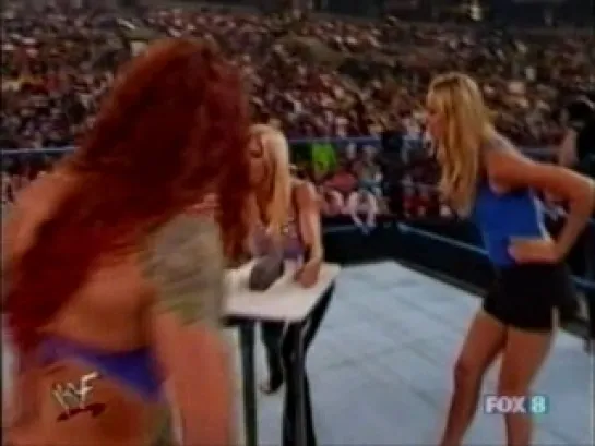 Trish Stratus(W/Lita) vs Torrie Wilson(W/Stacy Keibler)(WWF SmackDown 19.07.2001)