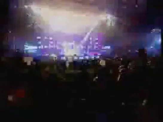 Valenti+No.1 at China Pepsi Music Awards (040328)